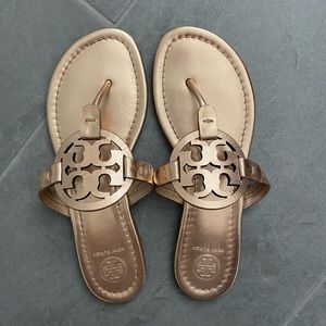 Tori Burch Rose Gold Sandals 7.5 great condition